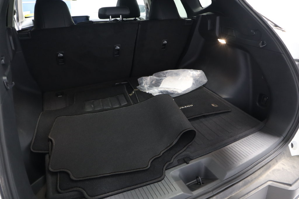 Used 2025 Nissan Murano SL AWD/4WD image 18