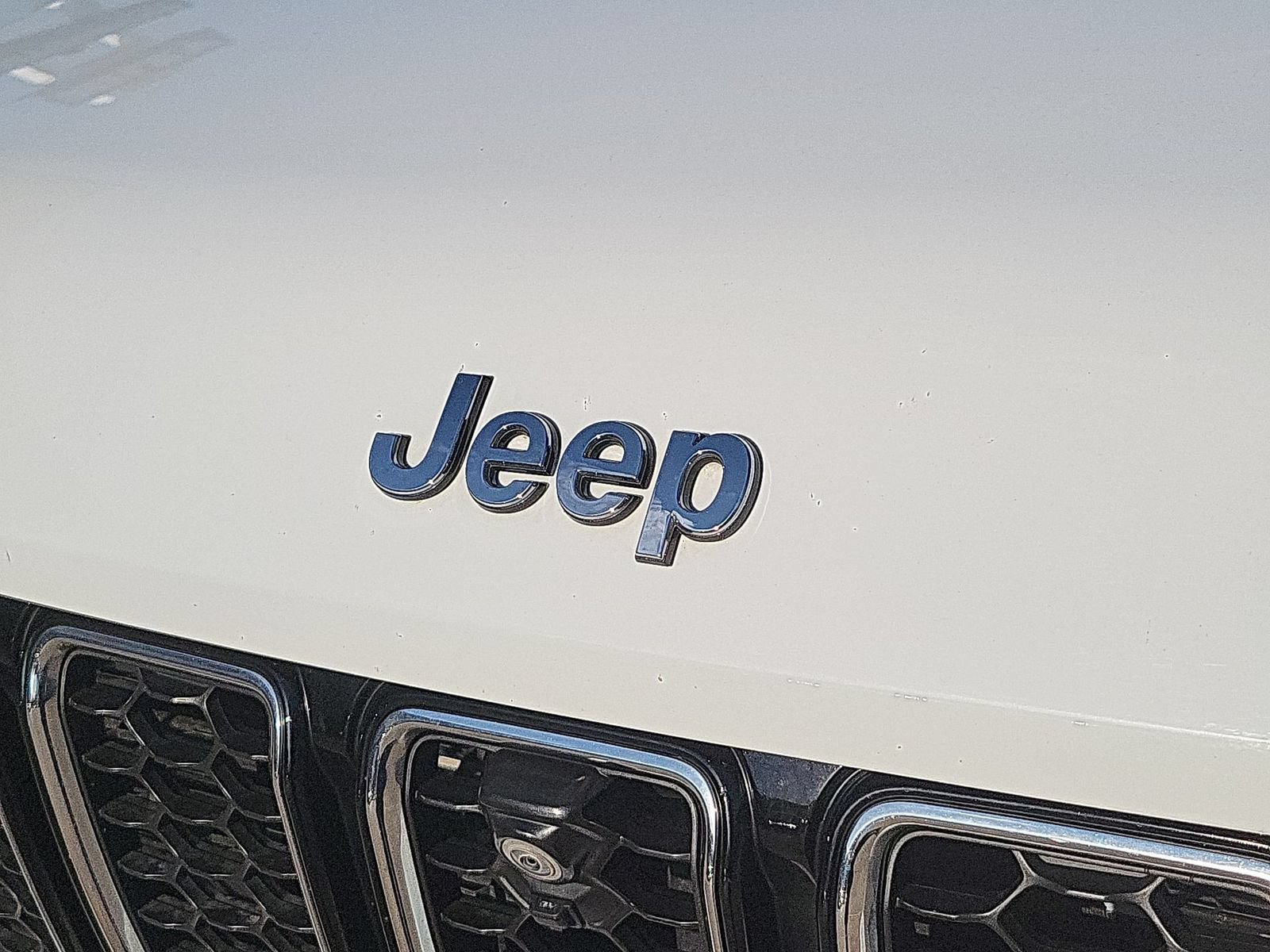 Used 2023 Jeep Grand Cherokee L Overland w/ Advanced Protech Group III AWD/4WD image 32
