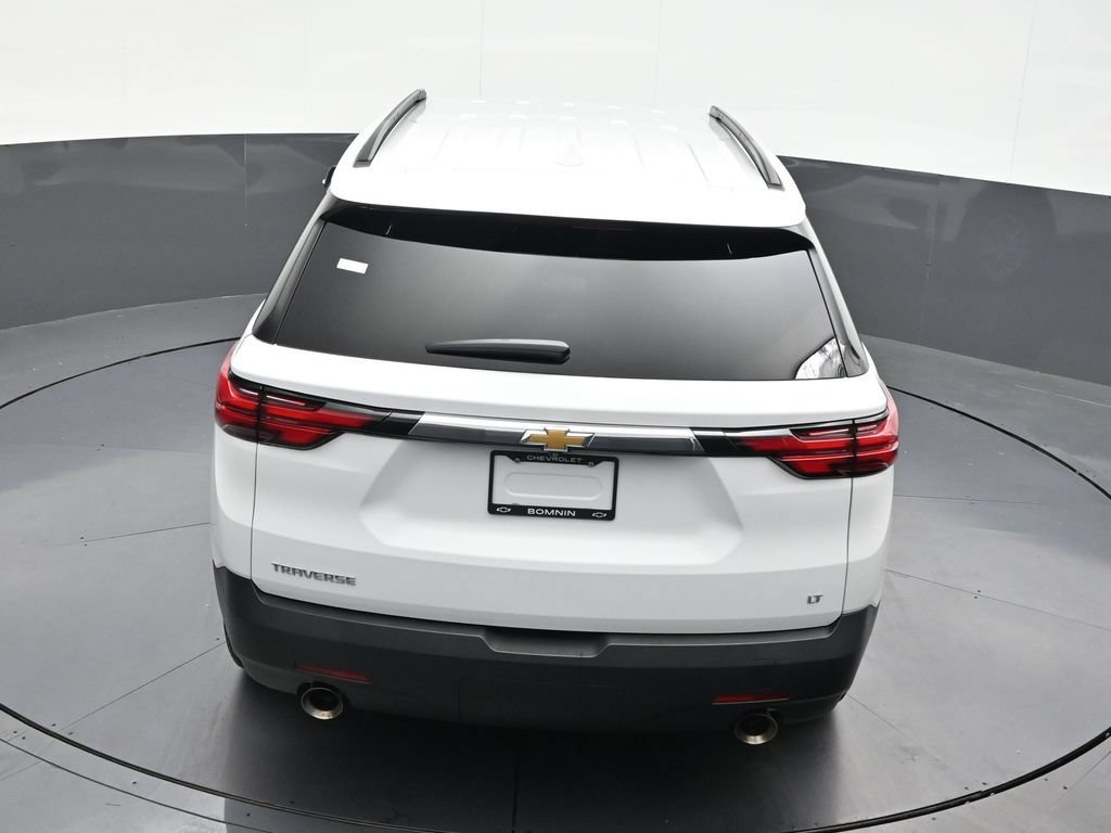 Used 2023 Chevrolet Traverse LT FWD image 13
