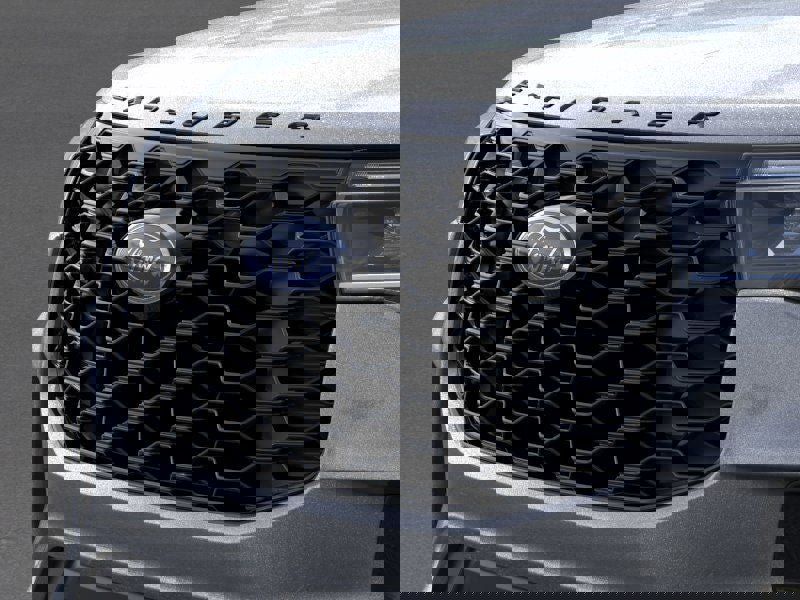 Used 2025 Ford Explorer ST-Line image 17