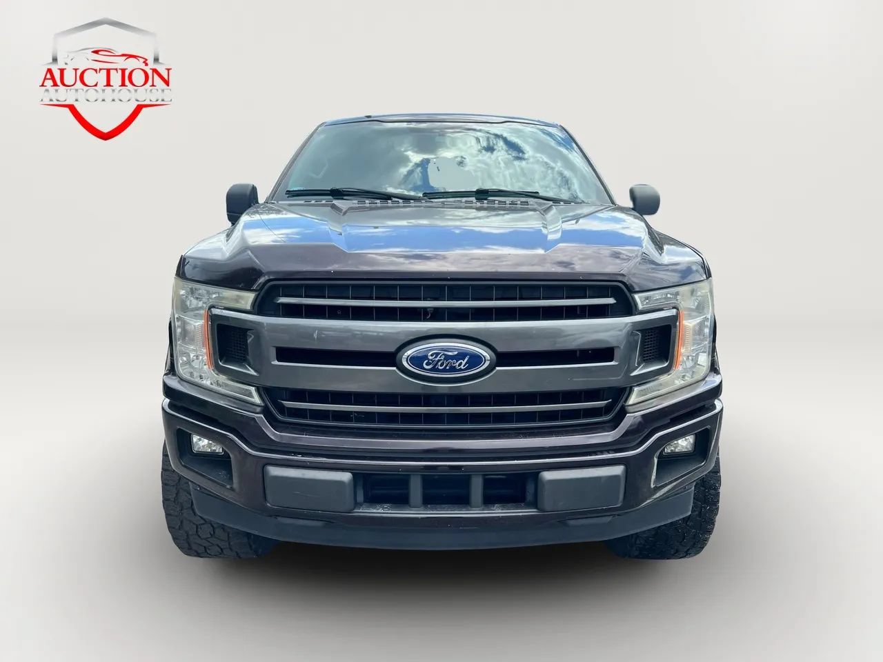 Used 2018 Ford F150 XLT w/ Equipment Group 302A Luxury RWD image 2