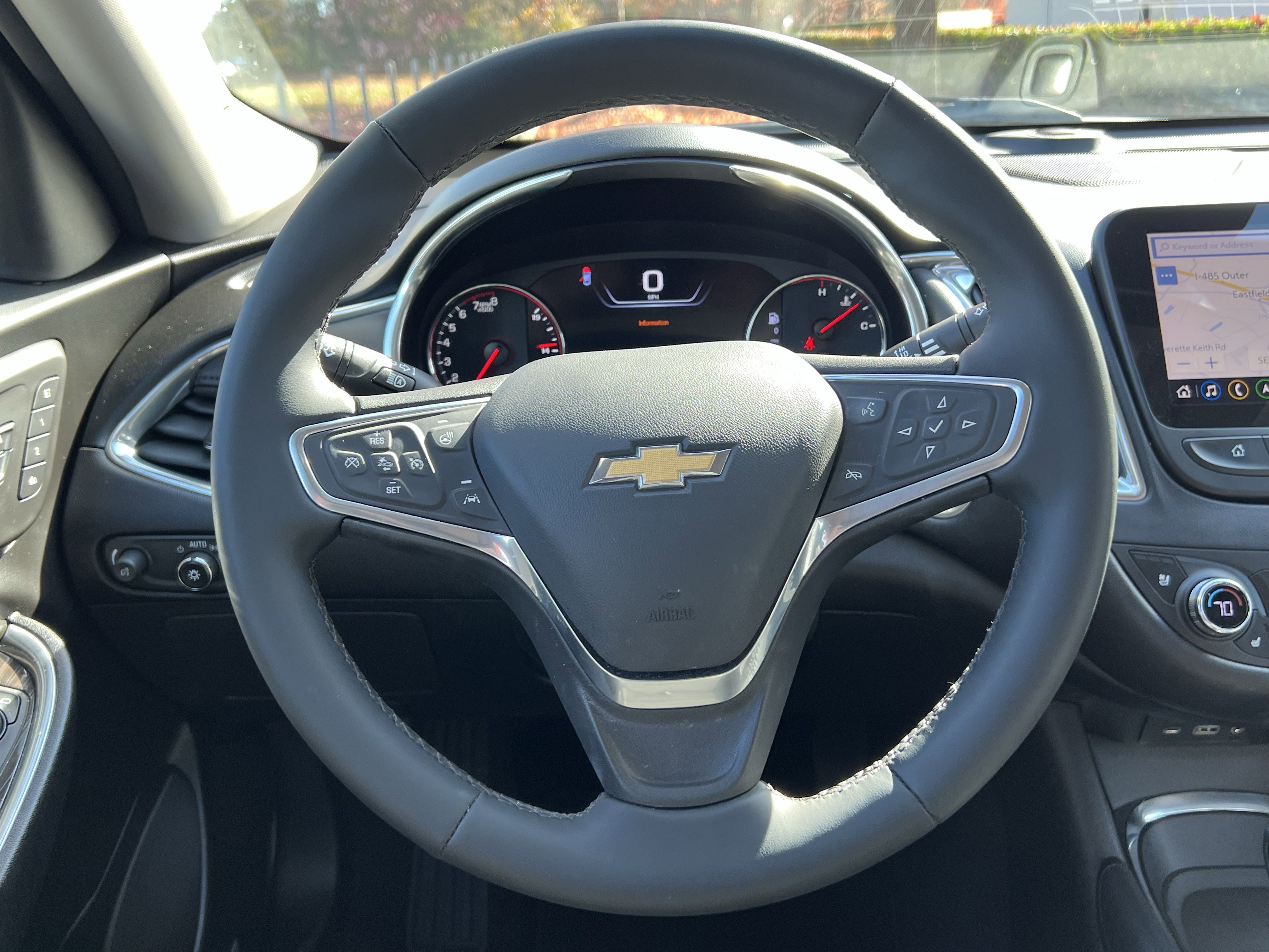 Used 2023 Chevrolet Malibu LT image 18