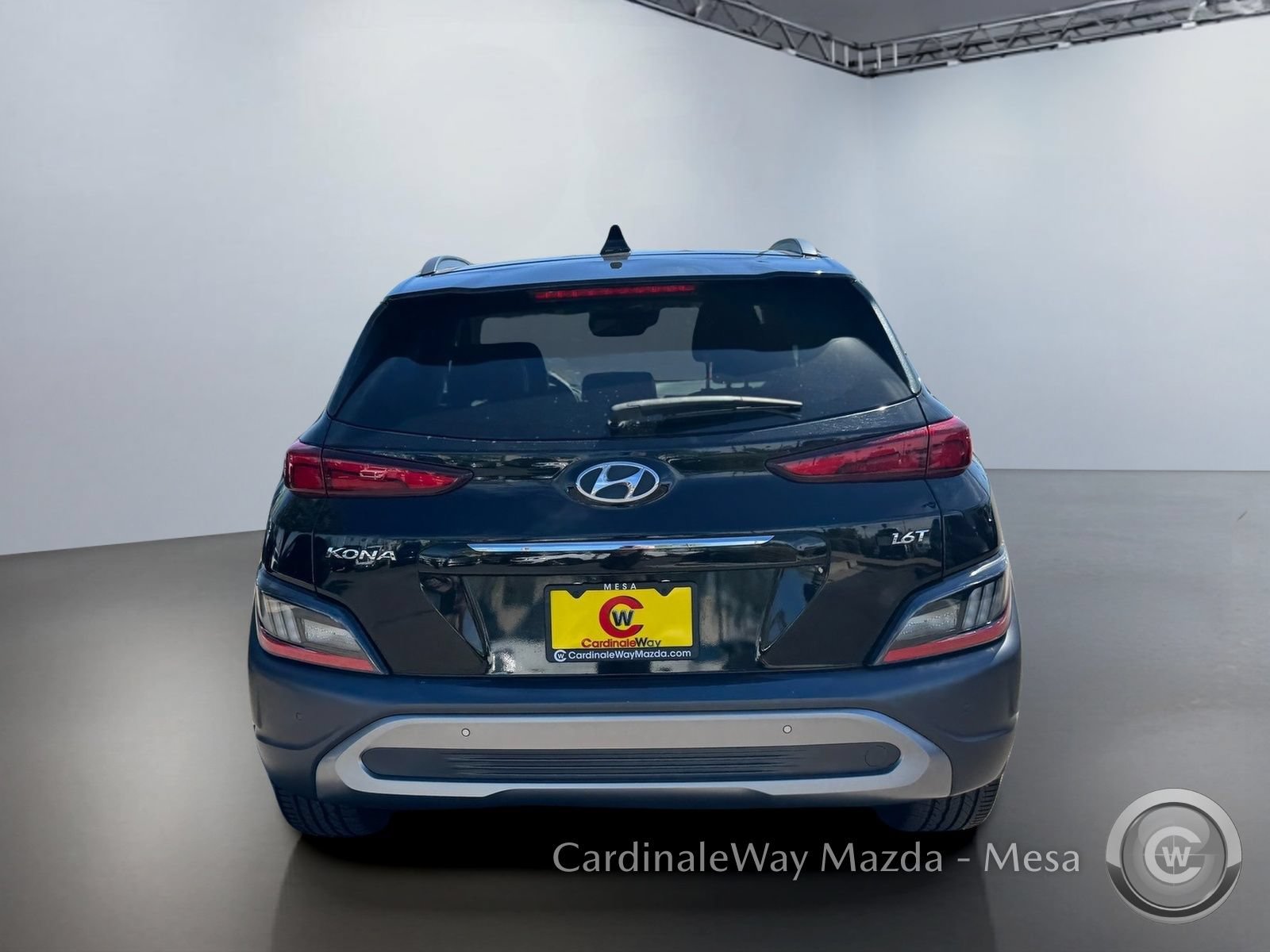Used 2022 Hyundai Kona Limited FWD image 5