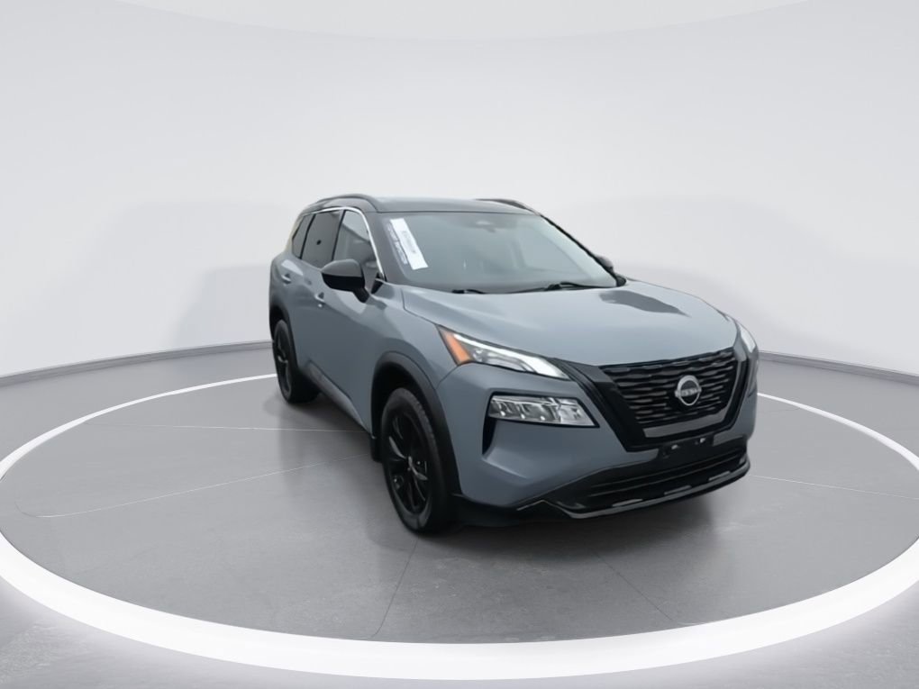 Used 2023 Nissan Rogue SV w/ SV Premium B Package image 2