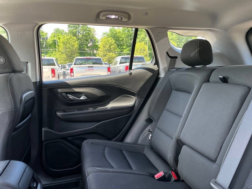 Used 2024 GMC Terrain SLE w/ Driver Convenience Package AWD/4WD image 24