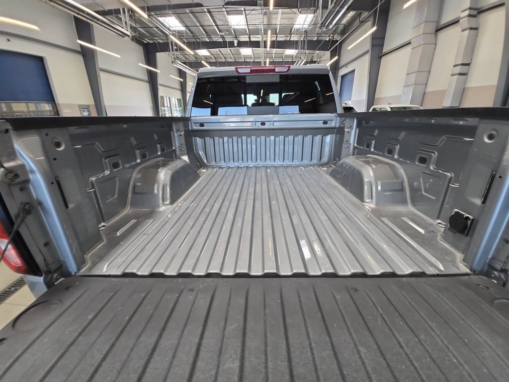 Used 2025 GMC Sierra 1500 Elevation w/ Preferred Package AWD/4WD image 23