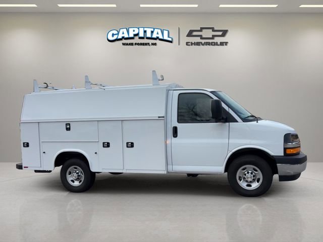 New 2025 Chevrolet Express 3500 w/ Power Convenience Package RWD image 6