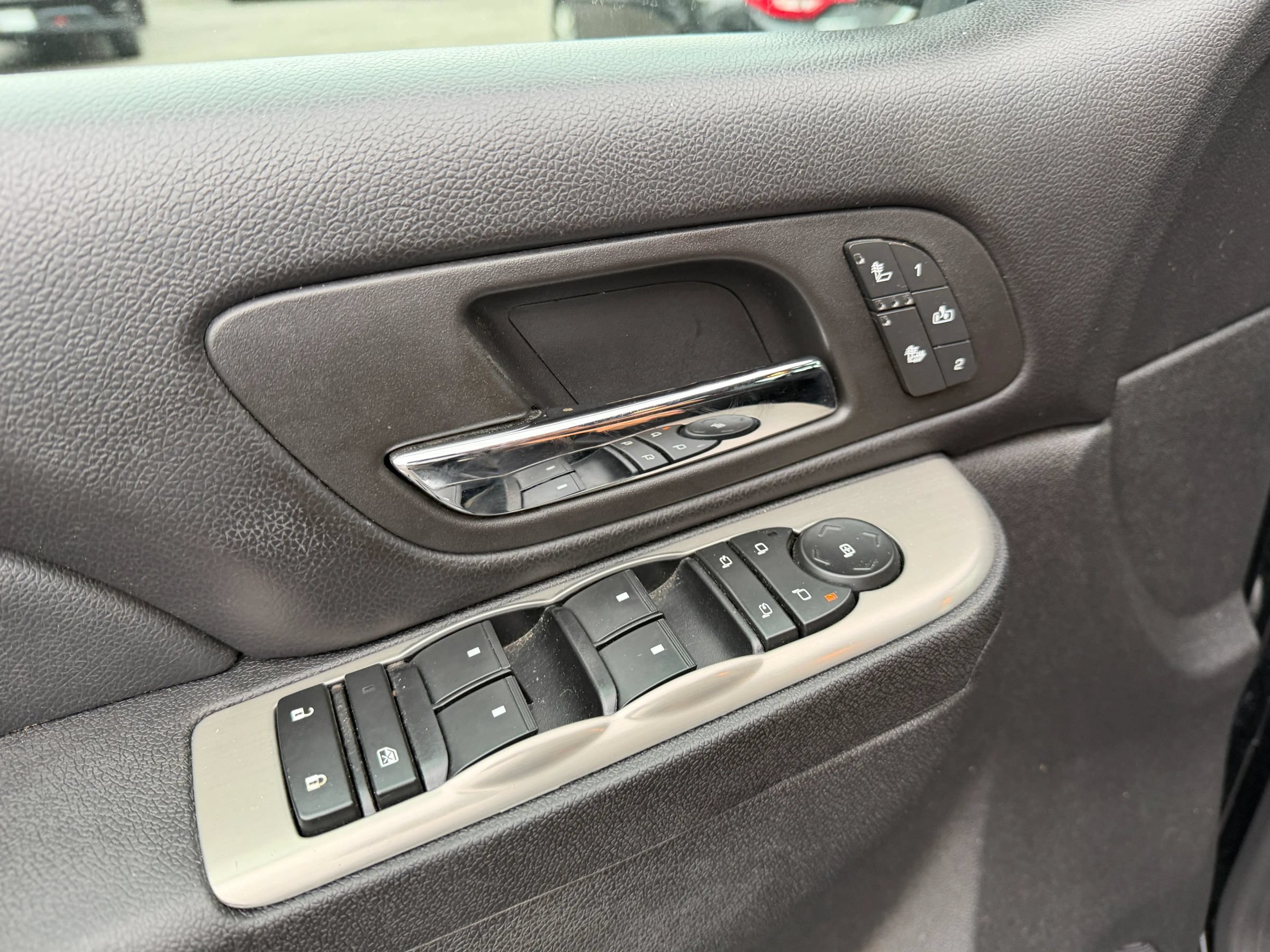 Used 2013 Chevrolet Silverado 2500 LTZ w/ LTZ Plus Package AWD/4WD image 15