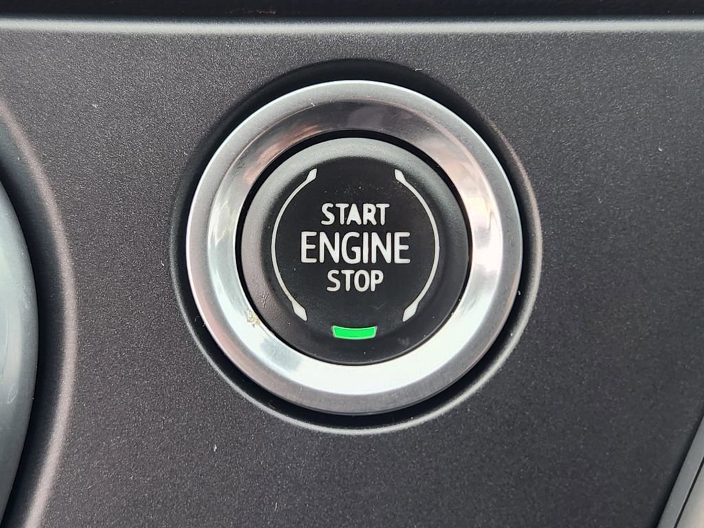 Used 2020 Chevrolet Blazer LT image 28