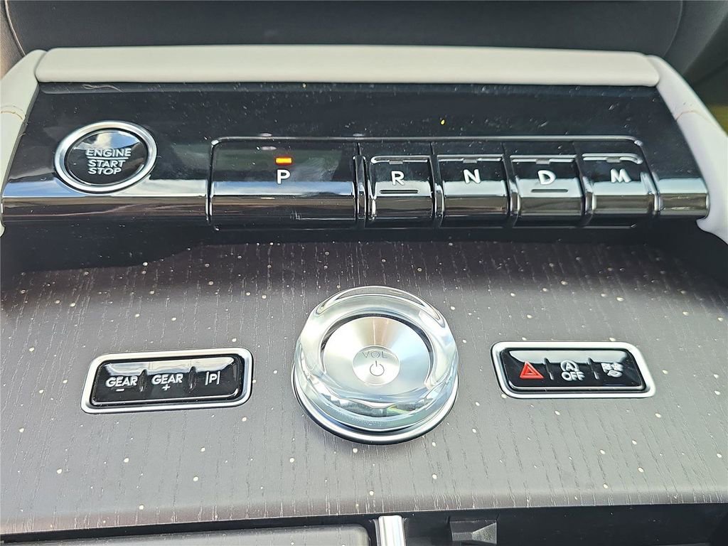 New 2026 Lincoln Navigator Black Label AWD/4WD image 20