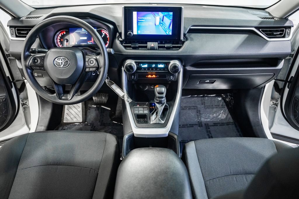 Used 2024 Toyota RAV4 LE image 18