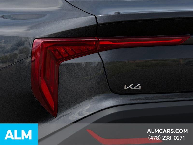 Used 2025 Kia K4 LXS image 13