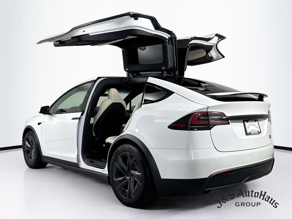 Used 2026 Tesla Model X Plaid AWD/4WD image 5
