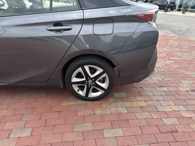 Used 2017 Toyota Prius Four FWD image 6