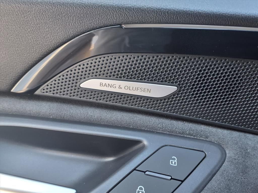 New 2025 Audi SQ5 Premium Plus image 19