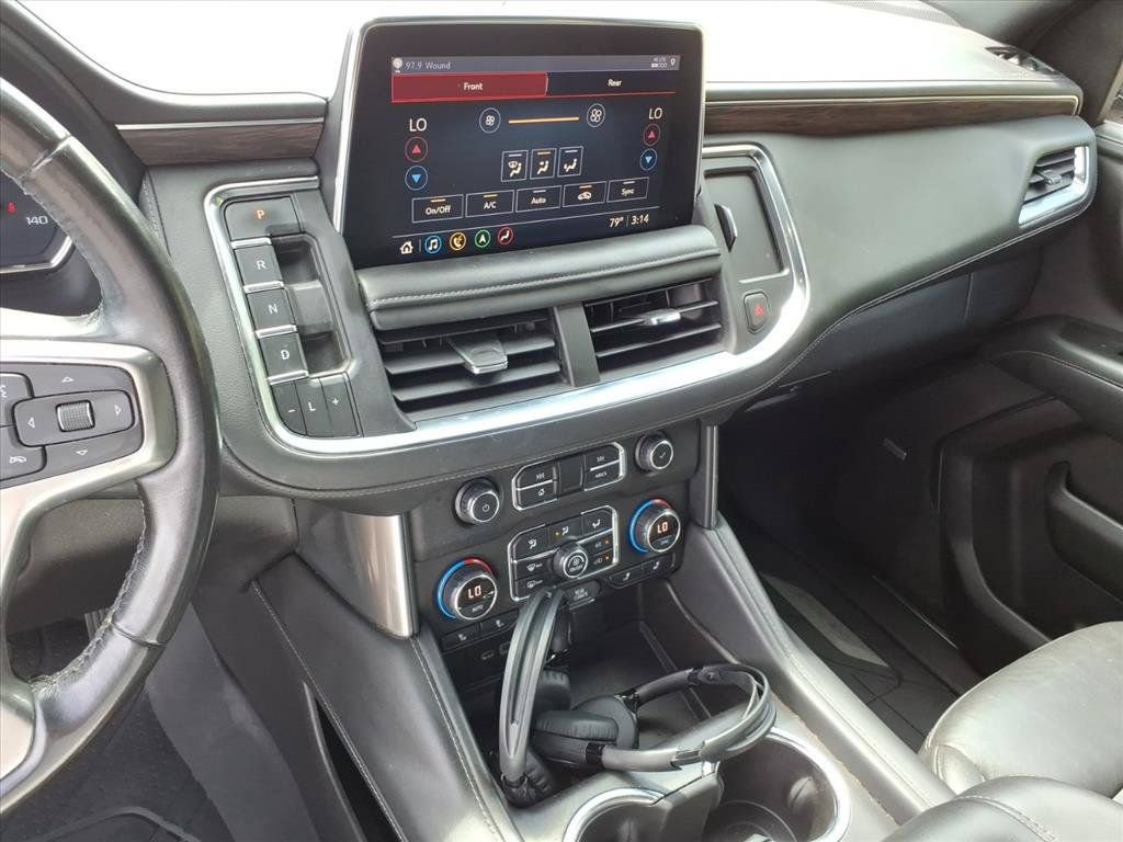 Used 2021 Chevrolet Suburban LT w/ Rear Media and Nav Package AWD/4WD image 30