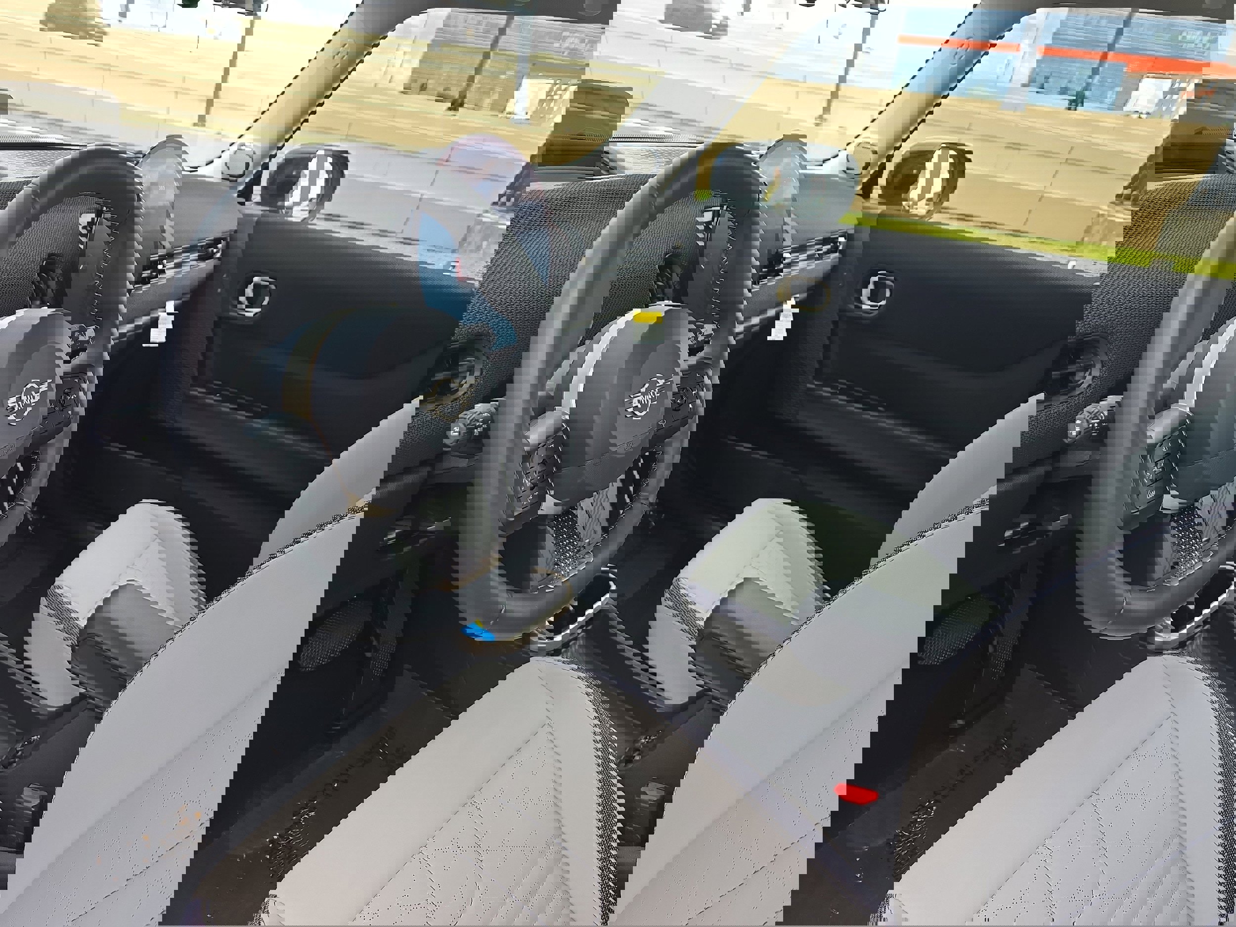 Certified 2025 MINI Cooper S image 14