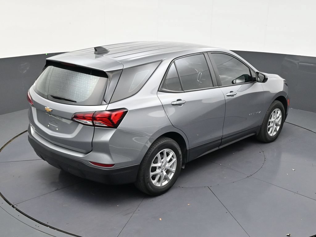 Used 2024 Chevrolet Equinox LS w/ LS Convenience Package FWD image 15