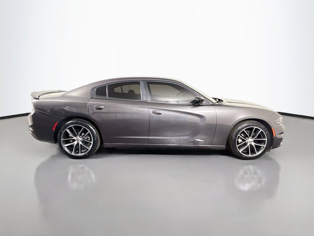 Used 2023 Dodge Charger SXT w/ Blacktop Package RWD image 11