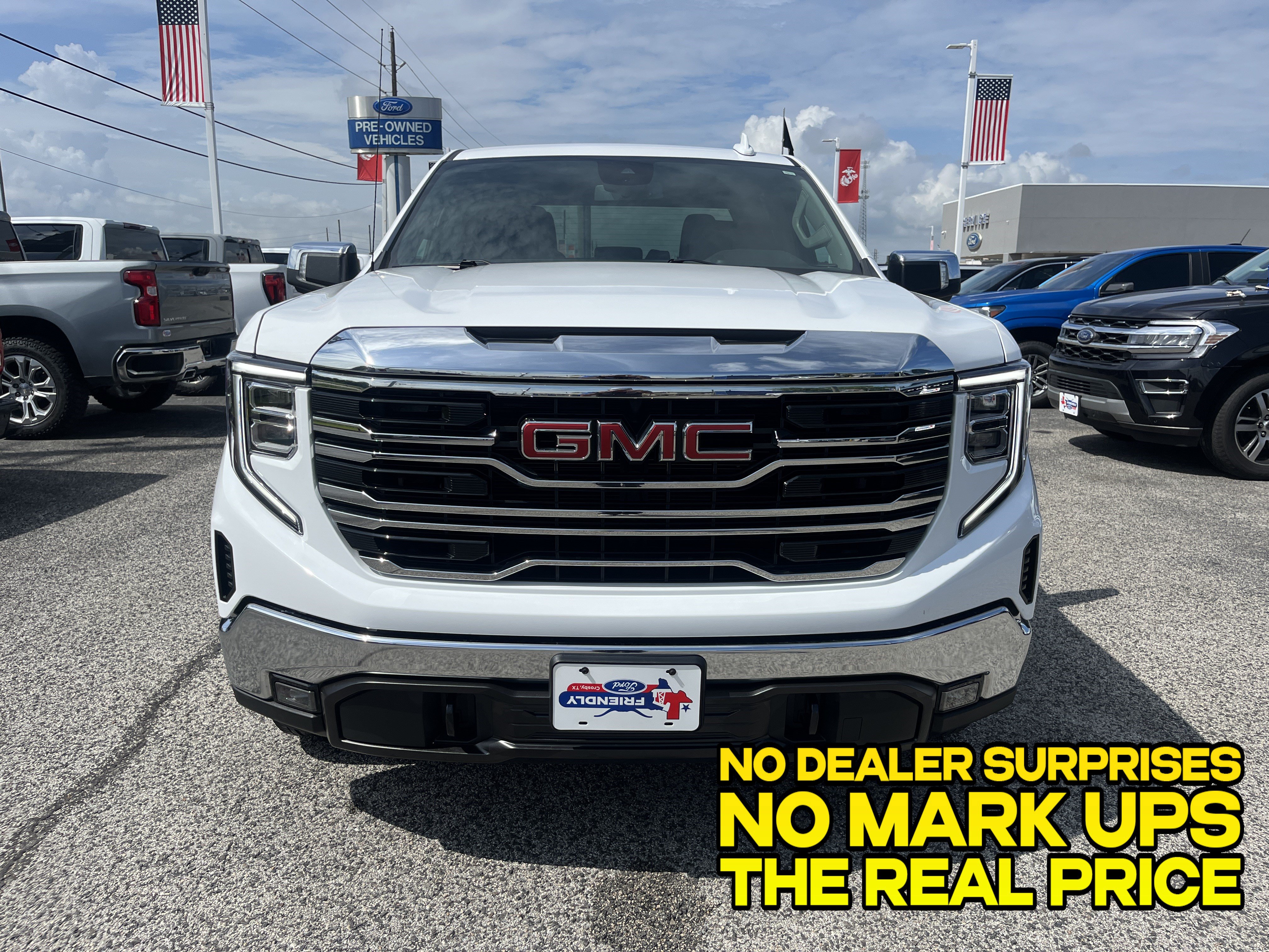 Used 2026 GMC Sierra 1500 SLT AWD/4WD image 7