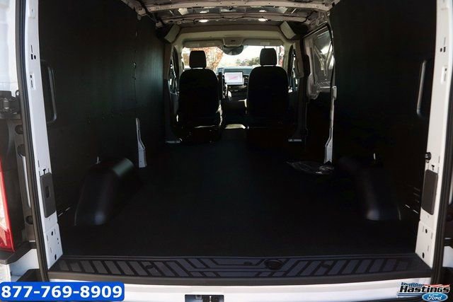 New 2026 Ford Transit 250 Low Roof w/ Load Area Protection Package RWD image 8