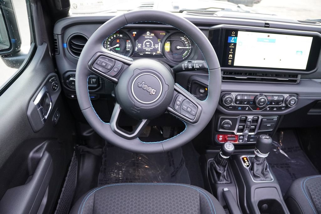 Certified 2025 Jeep Wrangler Unlimited Rubicon 4xe w/ Safety Group image 21