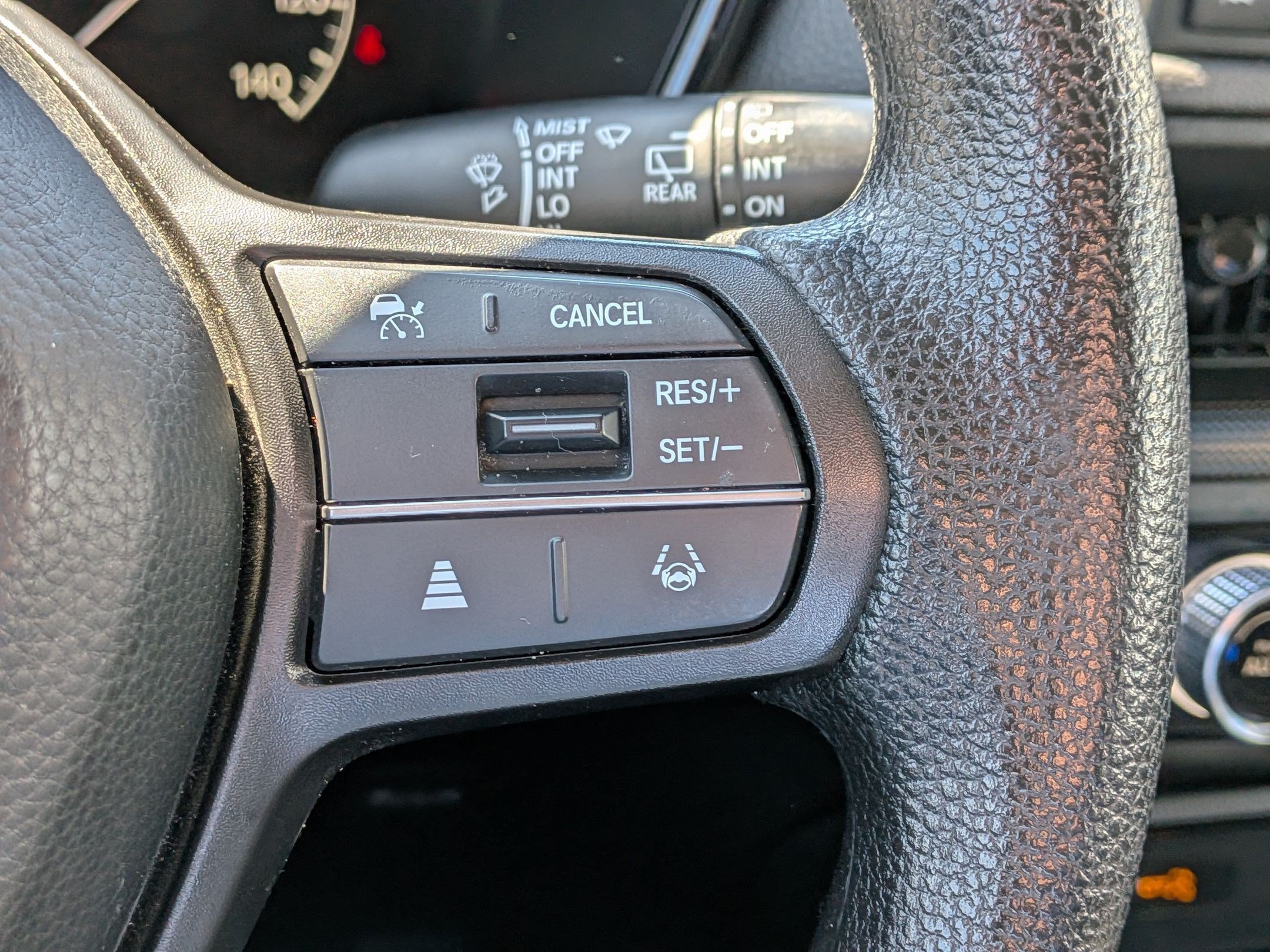 Used 2025 Honda CR-V LX image 17