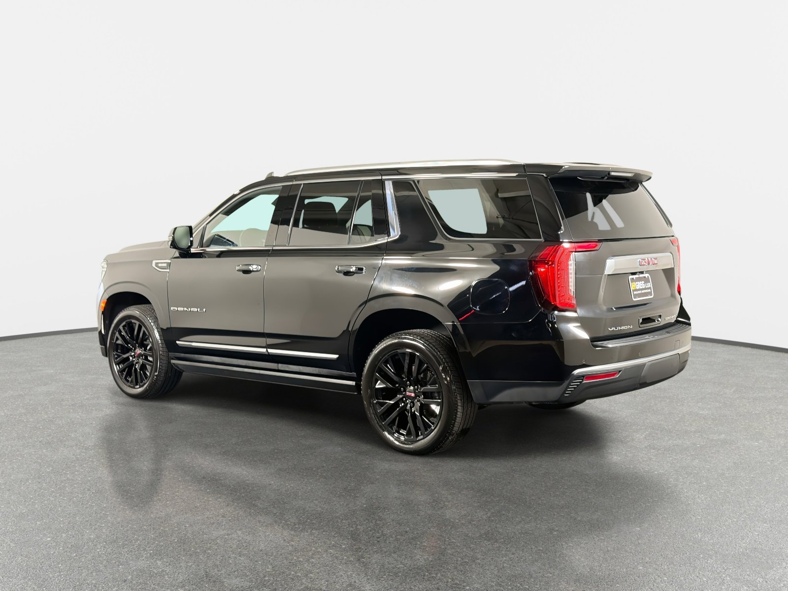 Used 2024 GMC Yukon Denali AWD/4WD image 5