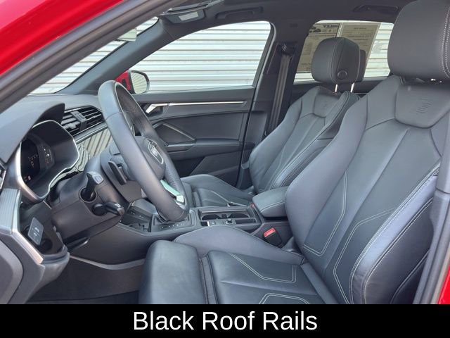 Used 2024 Audi Q3 2.0T Premium Plus image 31