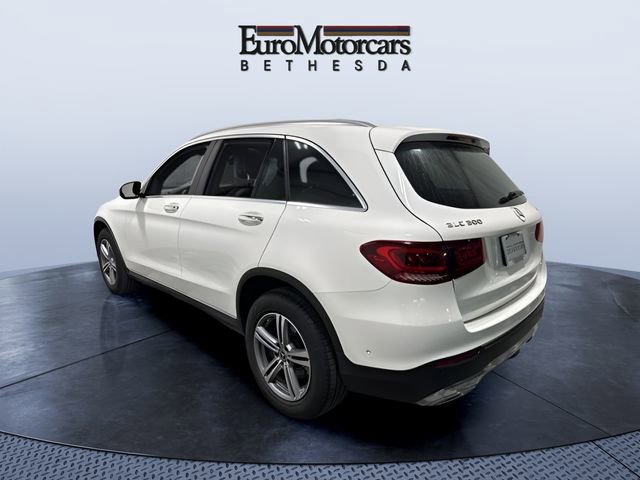 Used 2021 Mercedes-Benz GLC 300 4MATIC image 3