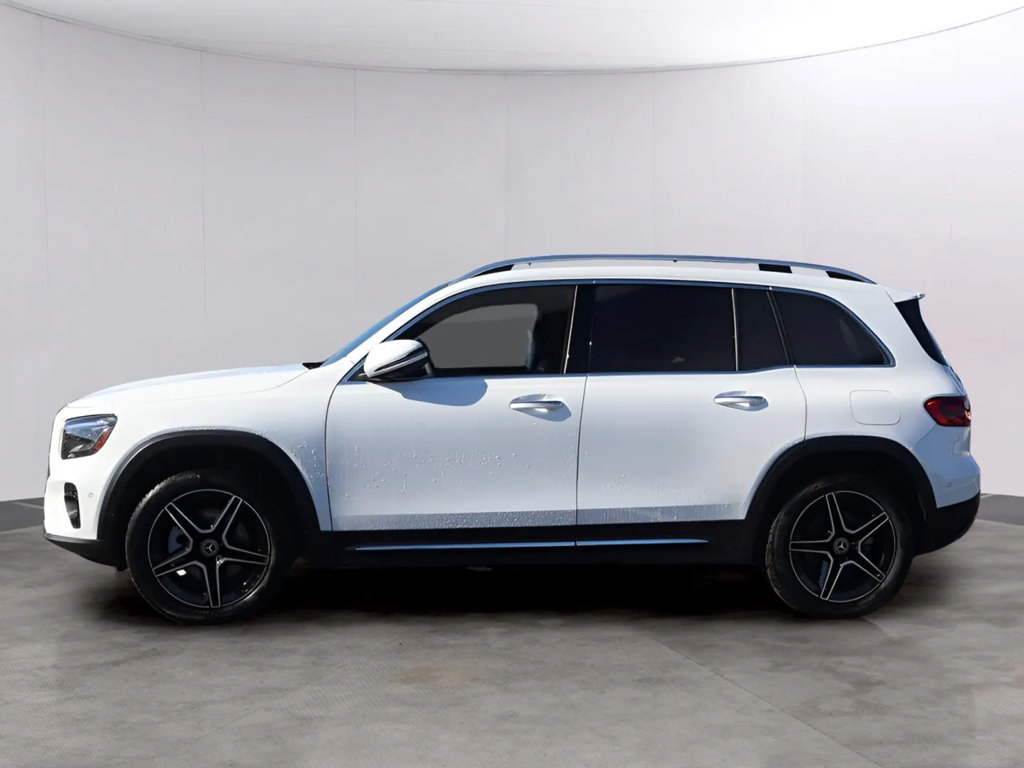 New 2026 Mercedes-Benz GLB 250 4MATIC image 4
