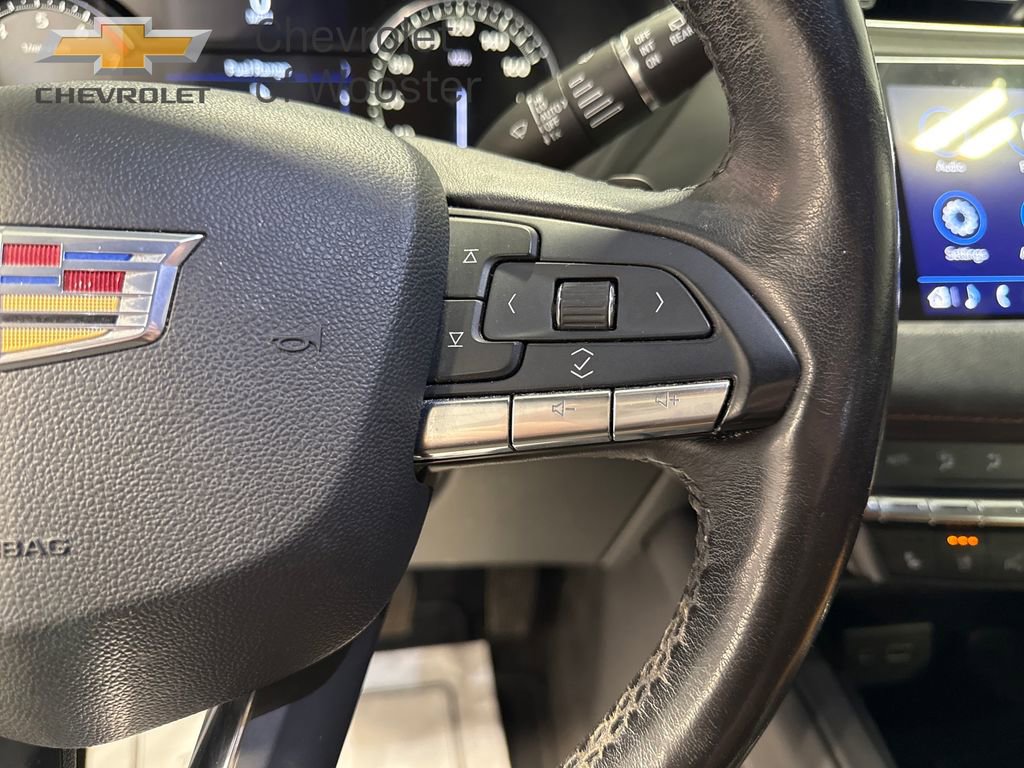 Used 2020 Cadillac XT4 Premium Luxury w/ Enhanced Visibility Package image 5