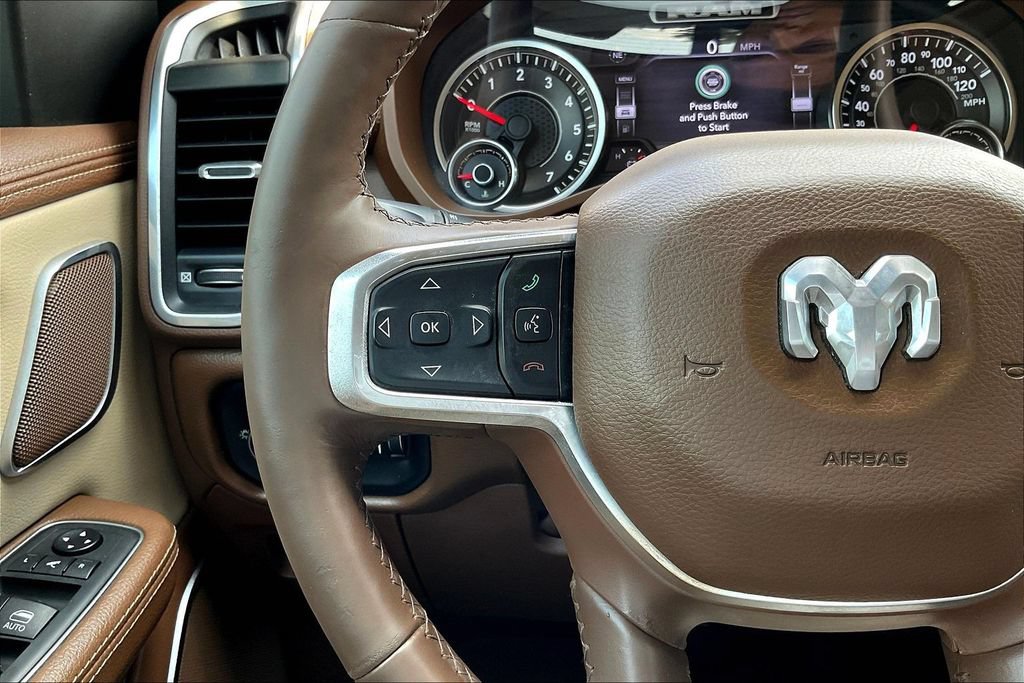 Used 2019 RAM 1500 Laramie AWD/4WD image 10