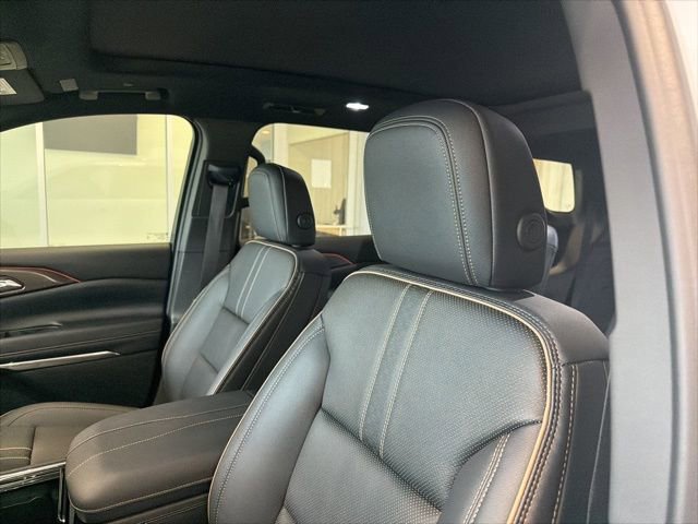 New 2026 Chevrolet Traverse High Country image 18