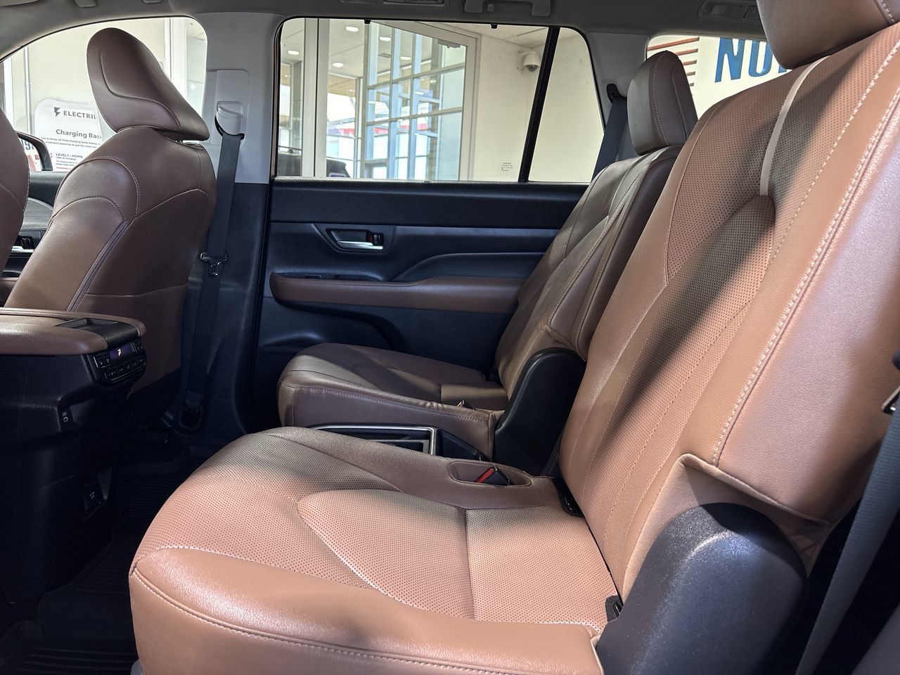 Certified 2026 Toyota Grand Highlander AWD image 24