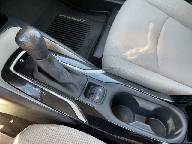 Used 2020 Toyota Corolla LE FWD image 28