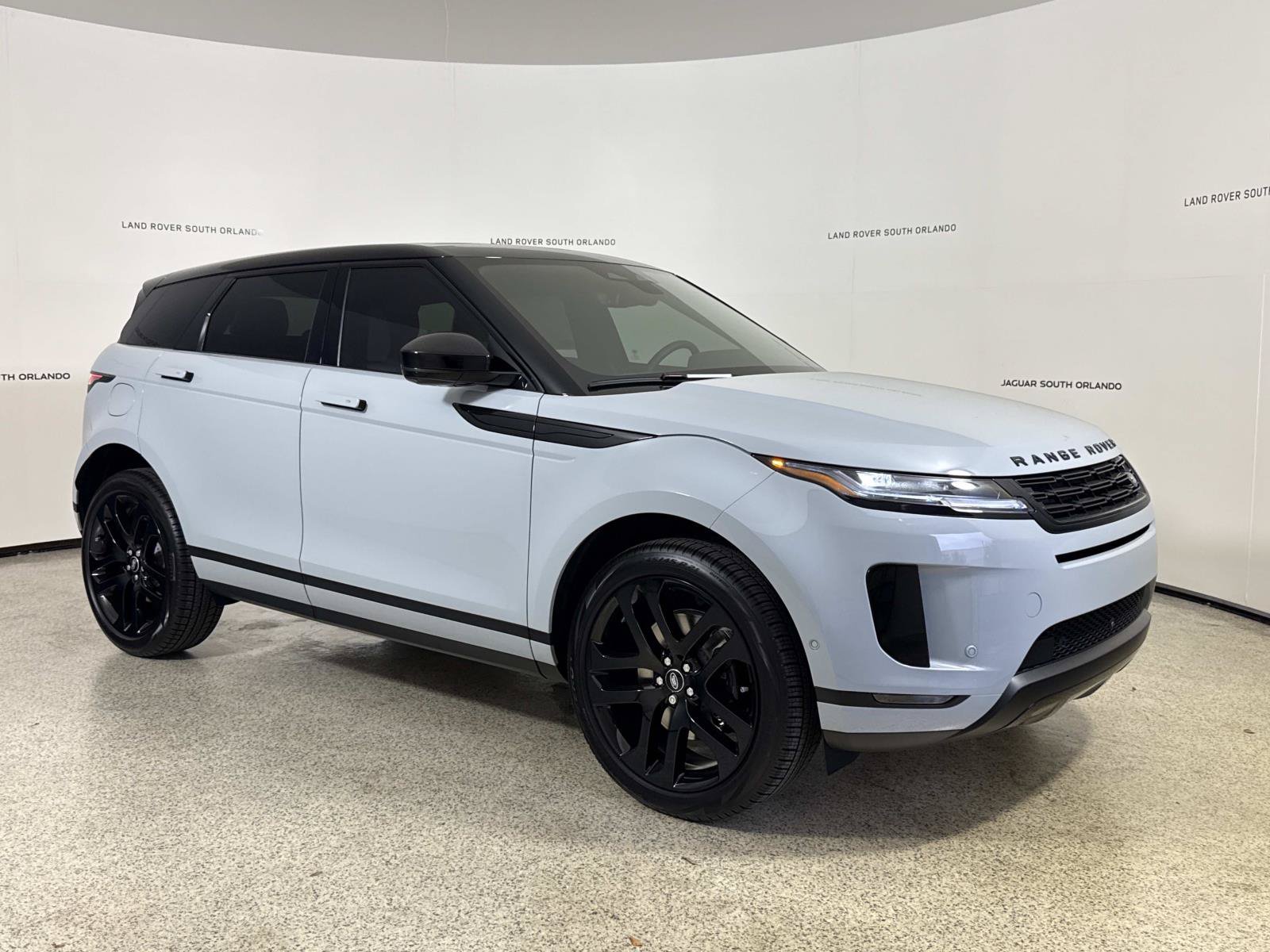 New 2026 Land Rover Range Rover Evoque S AWD/4WD image 7