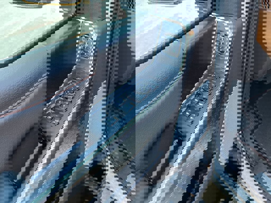 New 2026 Ford F250 King Ranch w/ FX4 Off-Road Package image 13