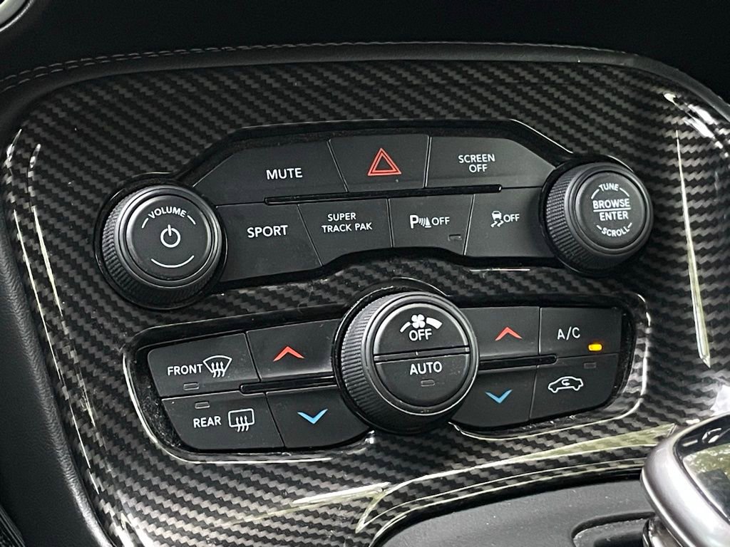 Used 2021 Dodge Challenger R/T w/ Plus Package image 18