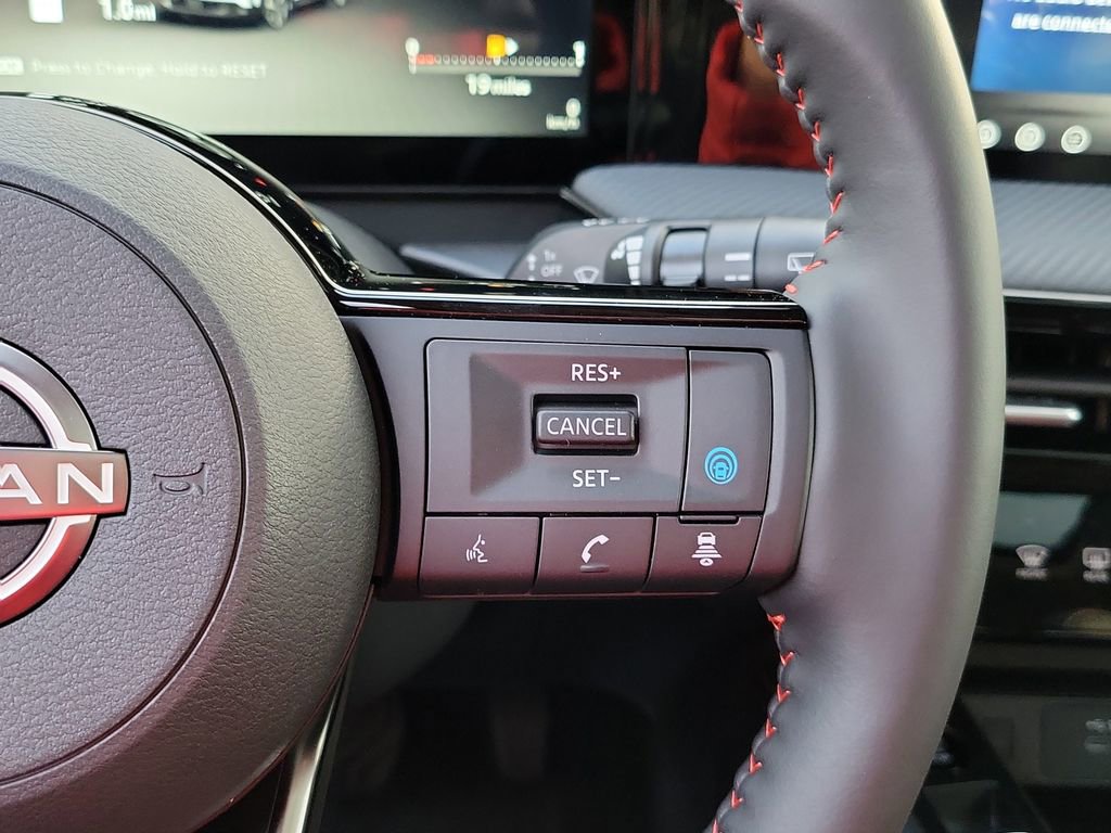 New 2026 Nissan Kicks SR w/ SR Premium Package FWD image 7
