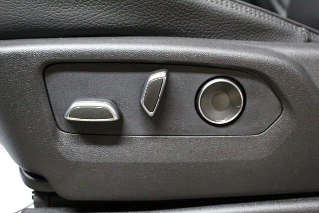 New 2026 GMC Yukon XL Denali image 19