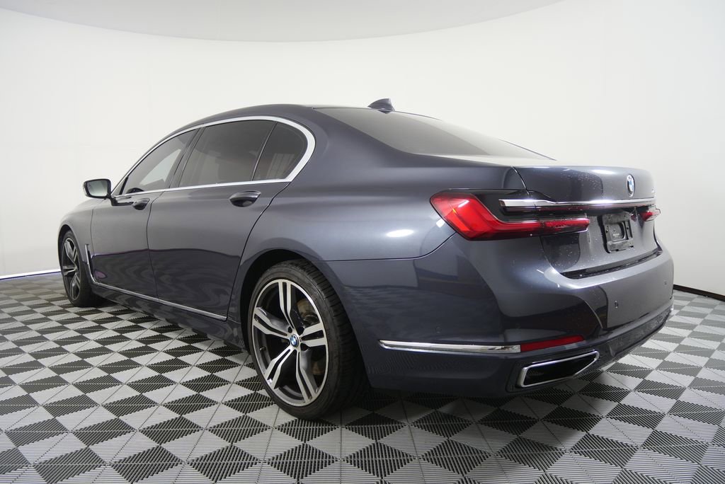Used 2020 BMW 740i w/ Premium Package image 5