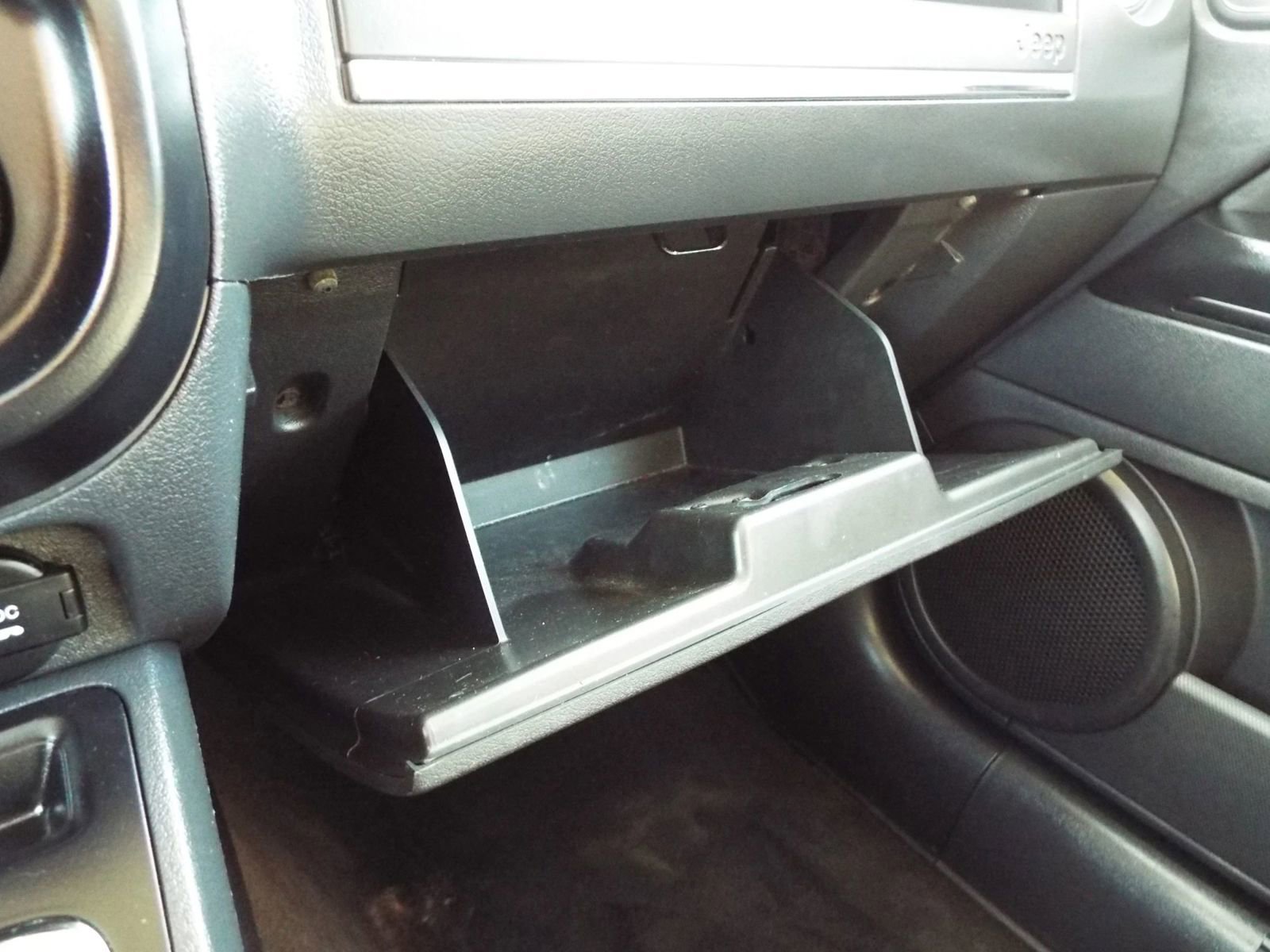 Used 2015 Jeep Patriot High Altitude image 30