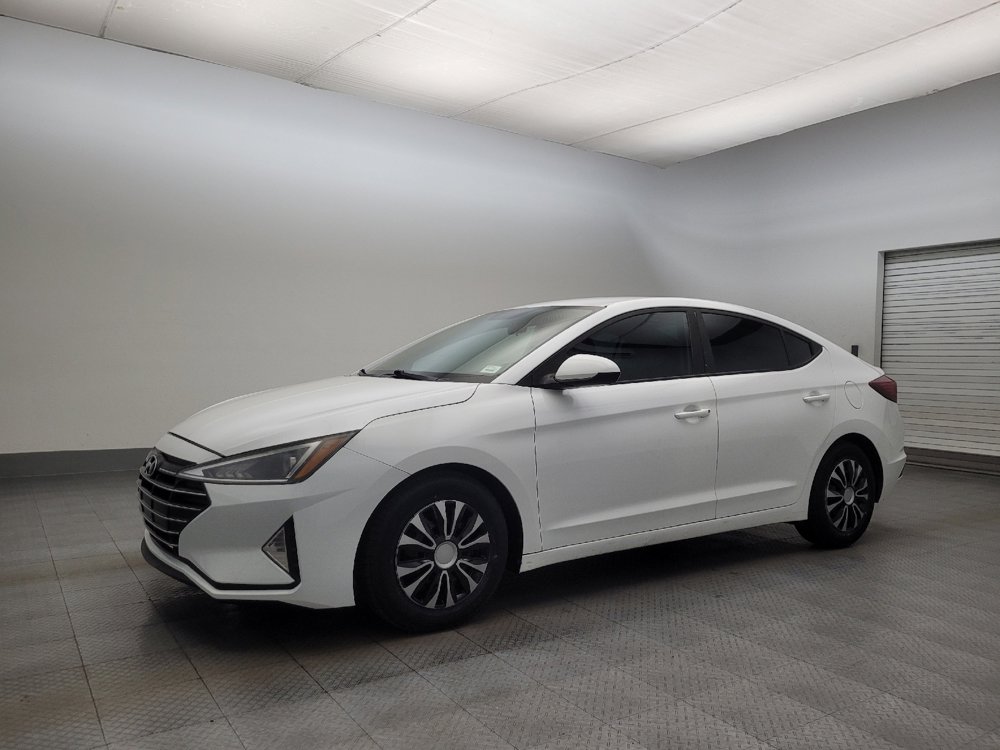 Used 2019 Hyundai Elantra SE image 2