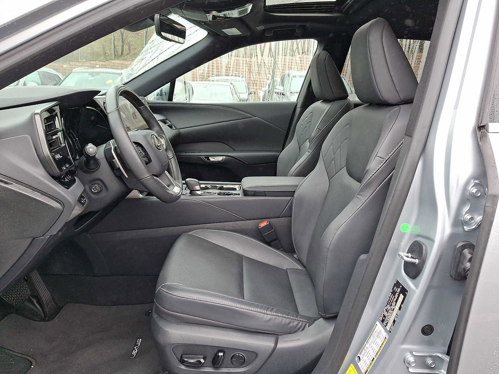 Used 2023 Lexus RX 350 Premium w/ Accessory Package (Z1) image 9