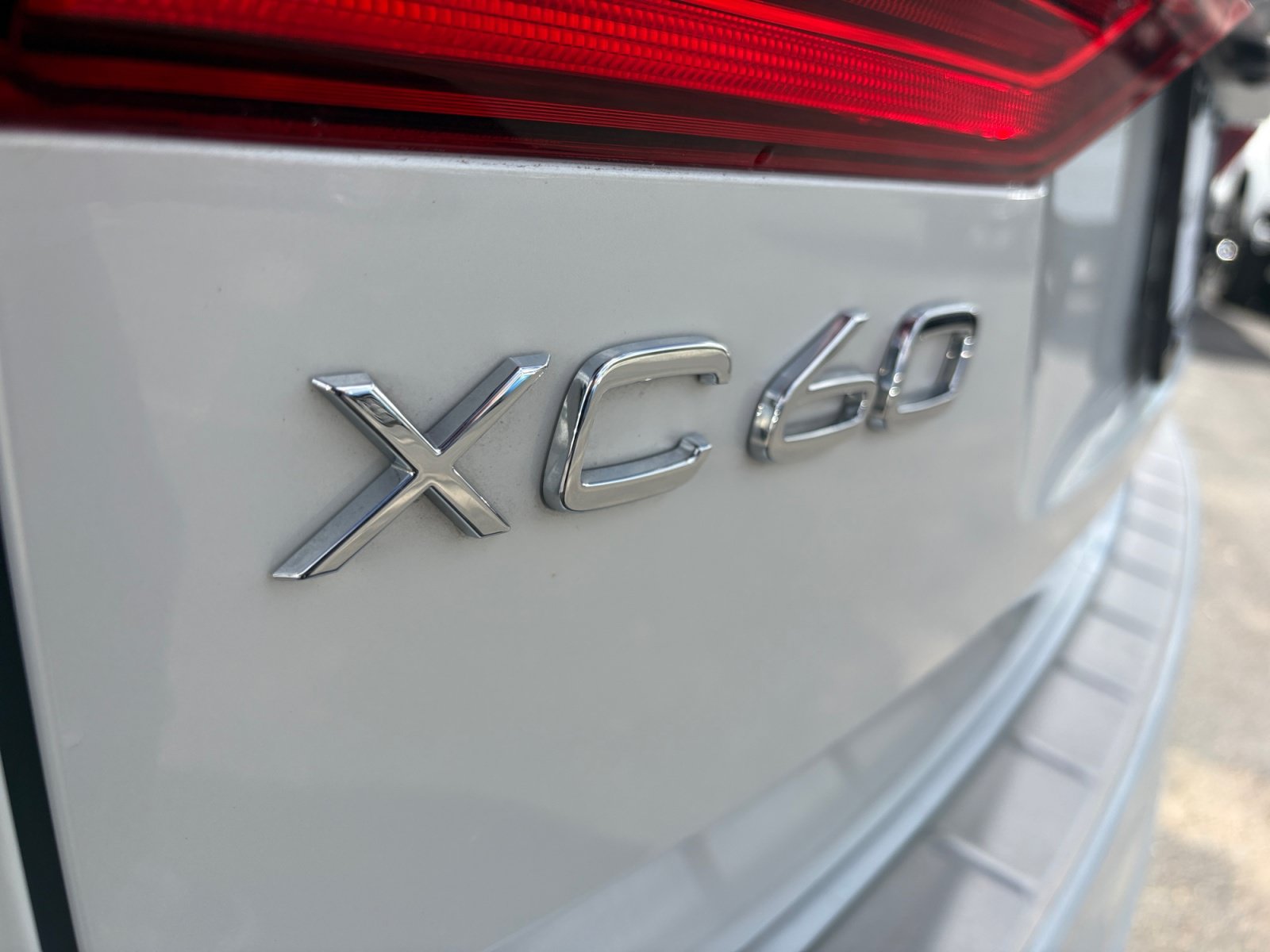 Used 2024 Volvo XC60 T8 Plus AWD/4WD image 26
