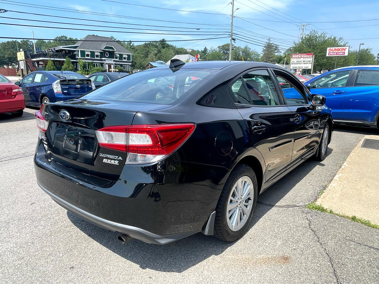 Used 2017 Subaru Impreza 2.0i Premium image 4