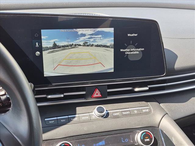 Used 2025 Hyundai Elantra SEL FWD image 14