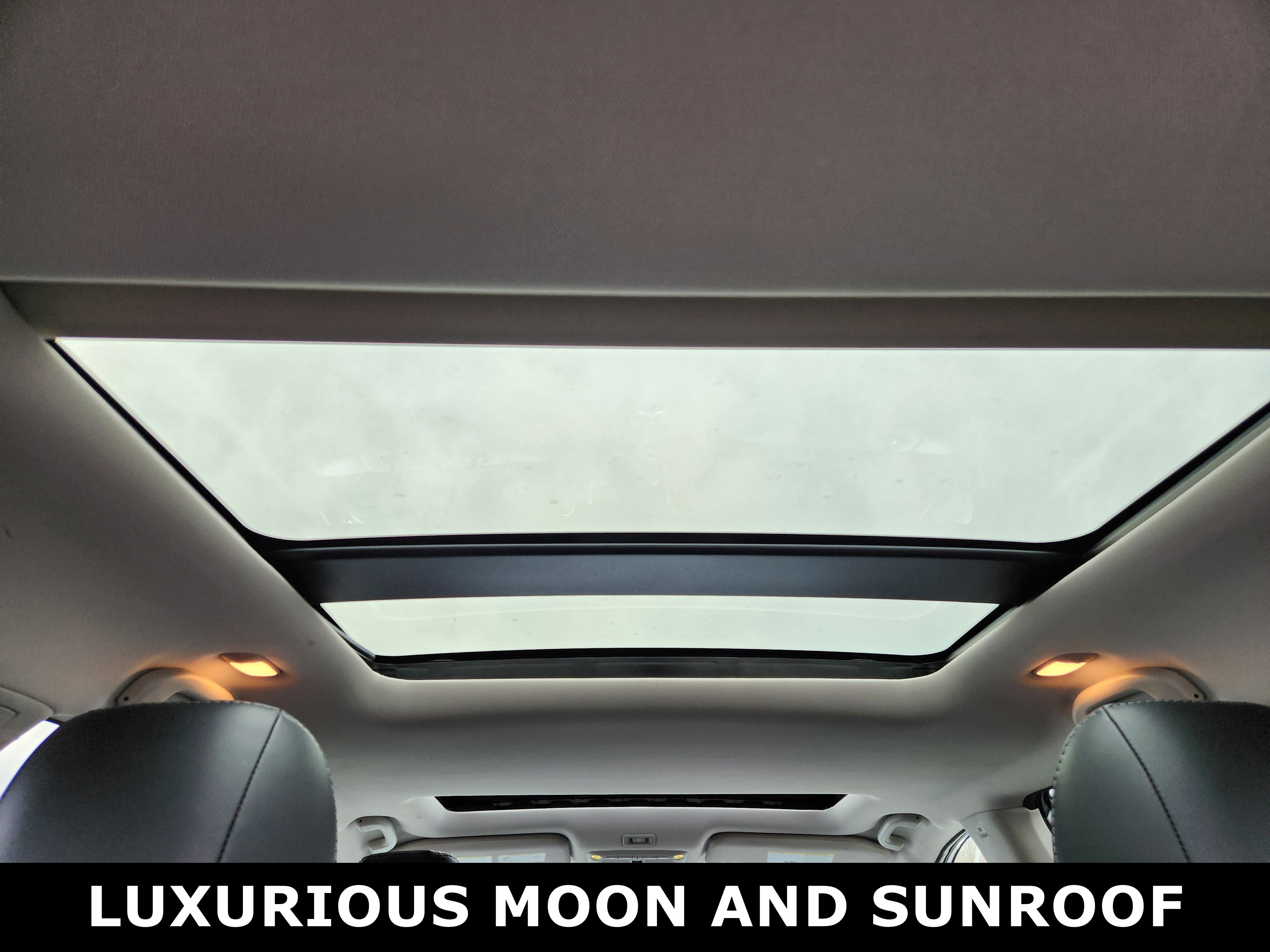 Used 2020 Nissan Pathfinder Platinum image 9