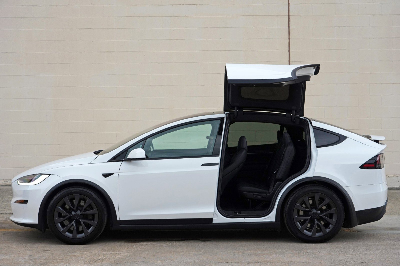 Used 2022 Tesla Model X AWD/4WD image 51